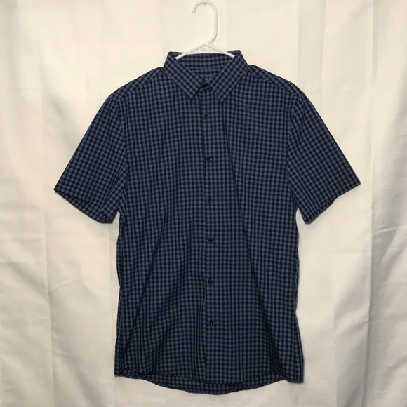H&M Other - H&M slim- fit short sleeve shirt in Medium